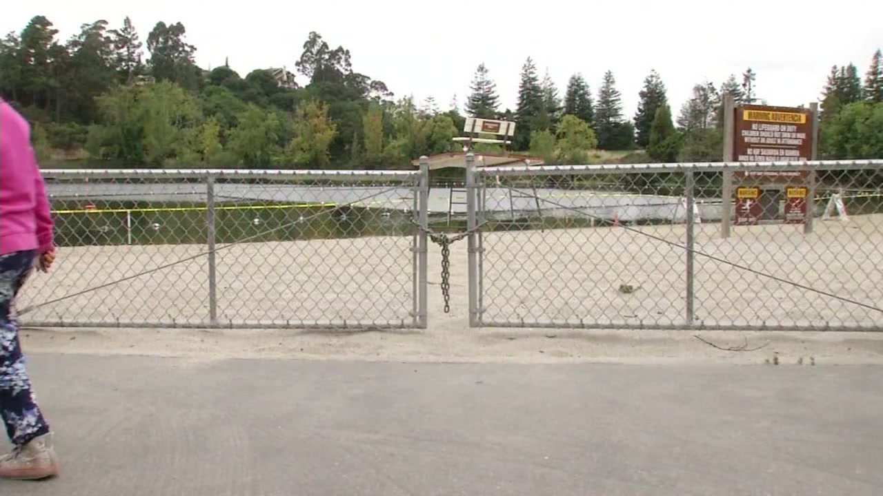 Toxic algae bloom in Oakland's Lake Temescal prompts beach closure